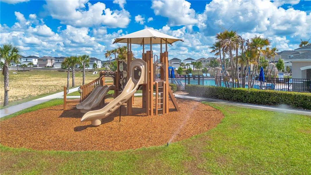 Community amenities in , Davenport (Image 23).