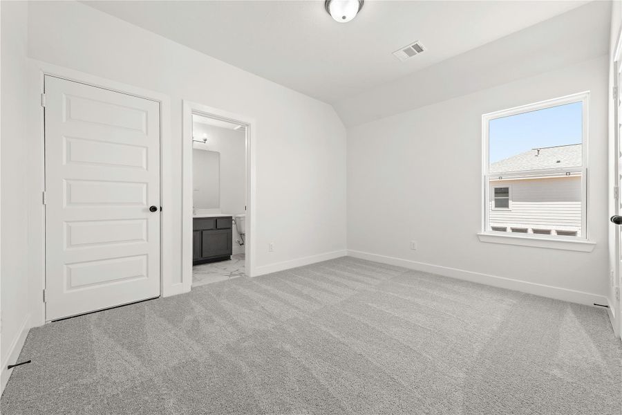 Spacious, unfurnished interior of a new home in Austin Point, Richmond (Image 20). Spacious, unfurnished interior of a new home in Austin Point, Richmond (Image 20).