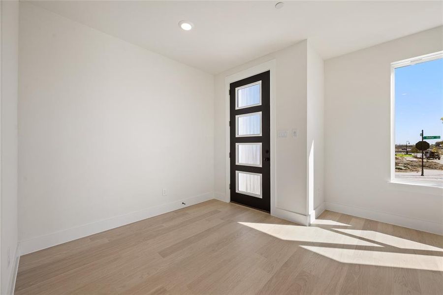 Spacious, unfurnished interior of a new home in Talia, Mesquite (Image 16).