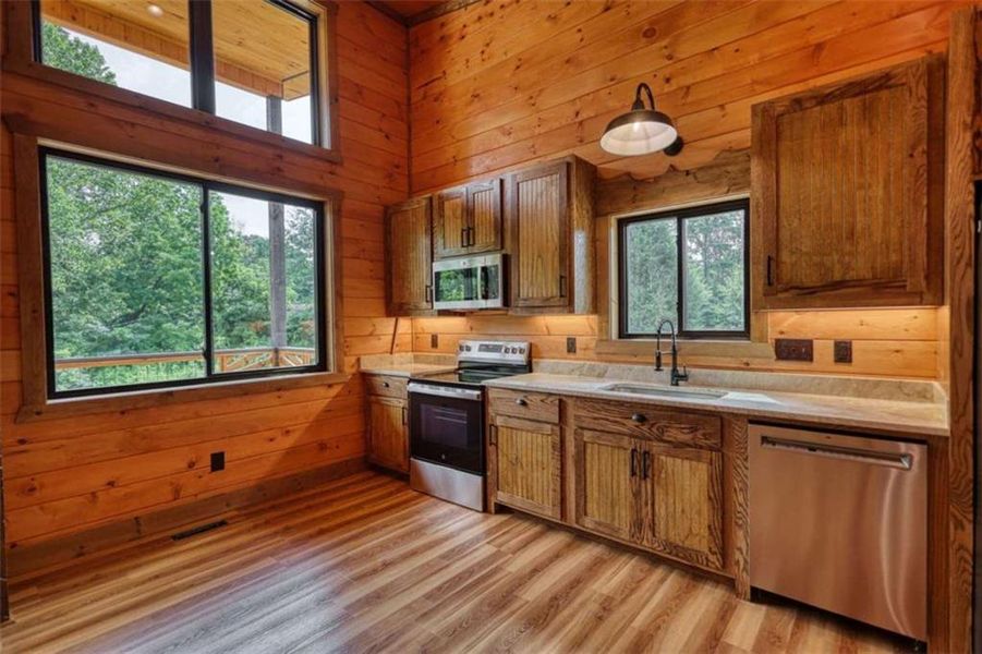 Furnished interior view inside a new home in , Blue Ridge (Image 17).