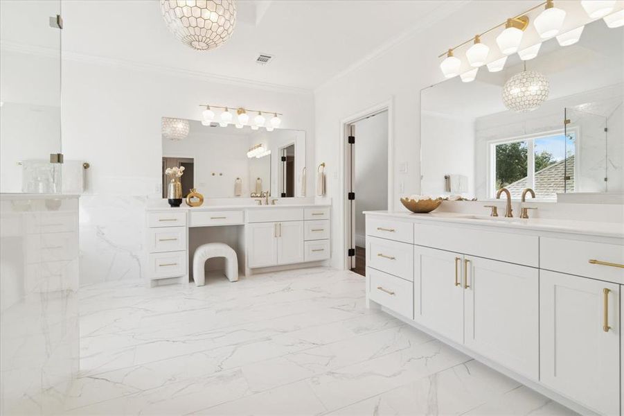 Furnished interior view inside a new home in , Dallas (Image 13).