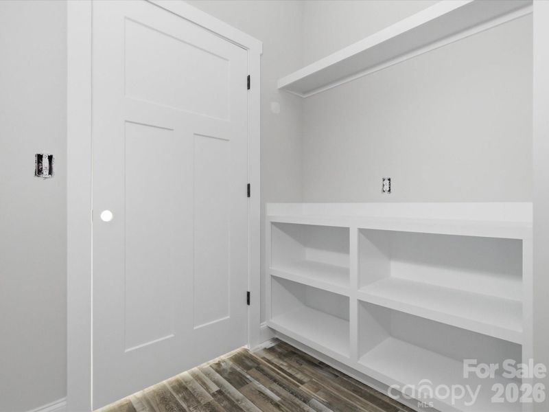 Spacious, unfurnished interior of a new home in , Clover (Image 10).