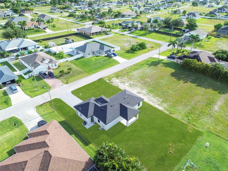 Image 30 of a home in . Image 30 of a home in .