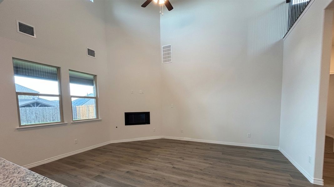 Spacious, unfurnished interior of a new home in Lakewood Trails, Forney (Image 14). Spacious, unfurnished interior of a new home in Lakewood Trails, Forney (Image 14).