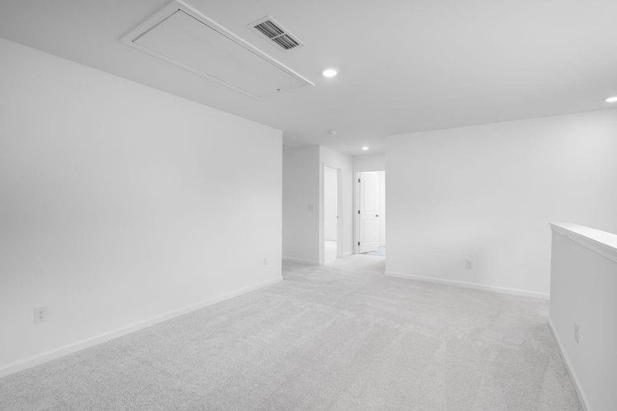 Spacious, unfurnished interior of a new home in Windance Lake, Loganville (Image 27). Spacious, unfurnished interior of a new home in Windance Lake, Loganville (Image 27).