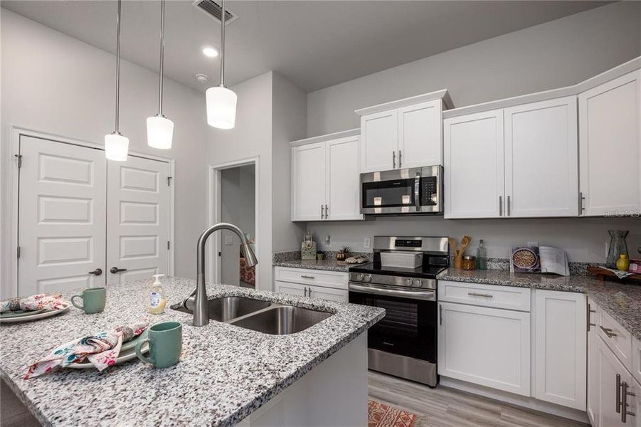 Furnished interior view inside a new home in Kirkland Farms, Alachua (Image 16).