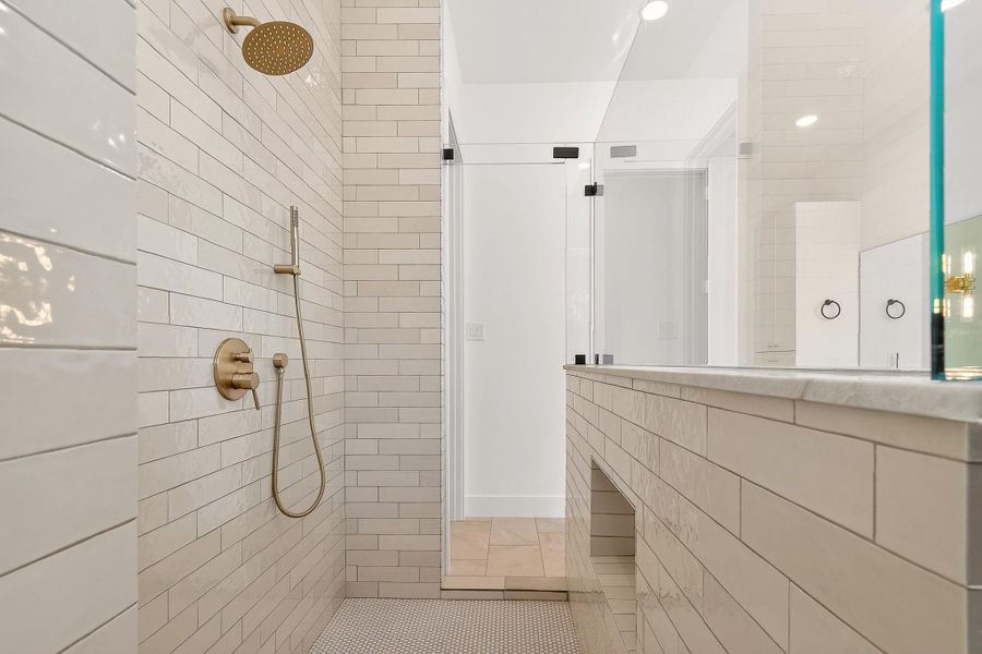 Close-up of interior finishes inside a home in , Splendora (Image 20).