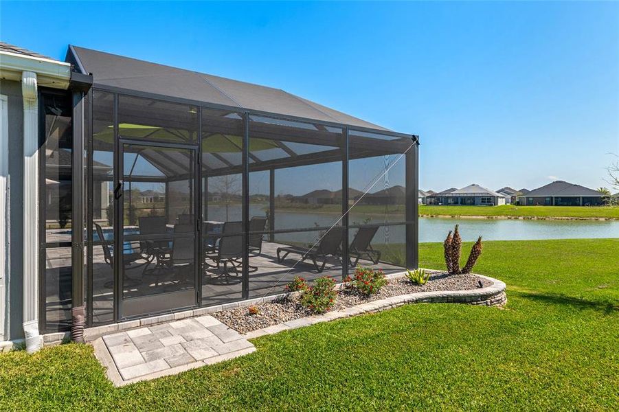 Exterior details and patio area of a home in , The Villages (Image 38).