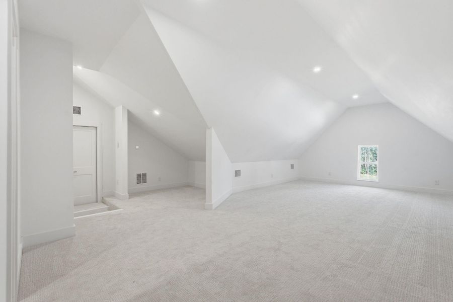 This room allows for limitless opportunities!