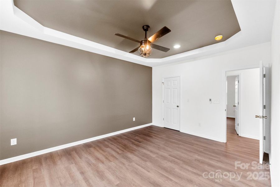 Spacious, unfurnished interior of a new home in , Shelby (Image 30).