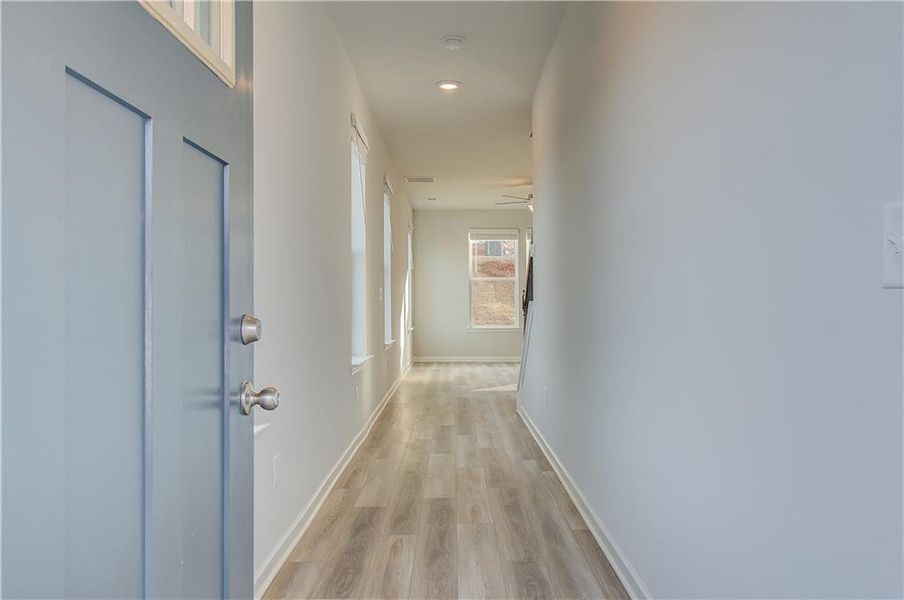 Spacious, unfurnished interior of a new home in Bowers Farm, McDonough (Image 23).