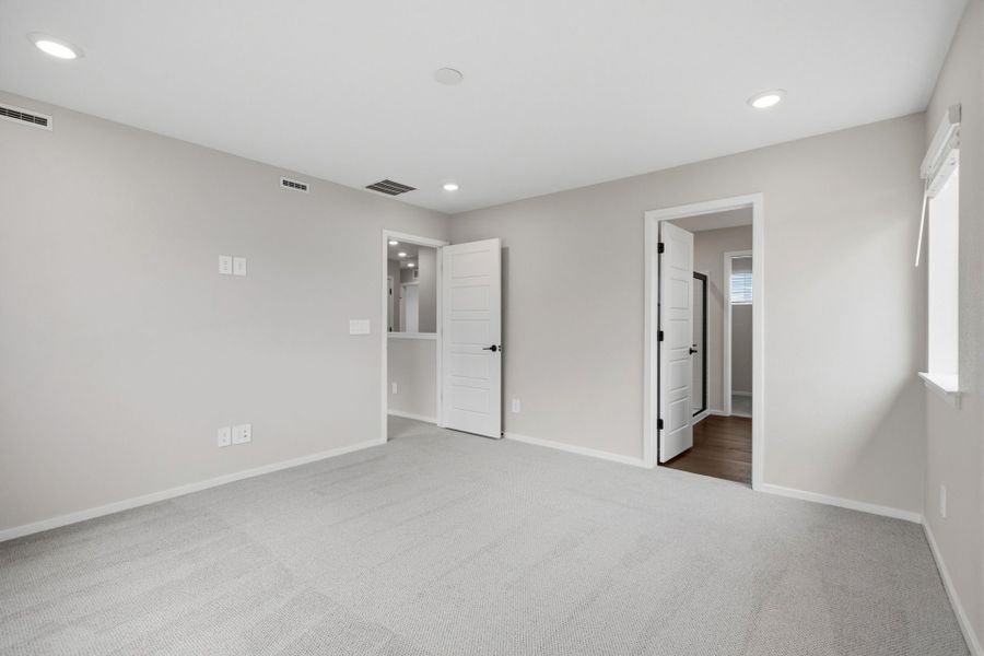 Spacious, unfurnished interior of a new home in Murata Farms, Fort Lupton (Image 15). Spacious, unfurnished interior of a new home in Murata Farms, Fort Lupton (Image 15).