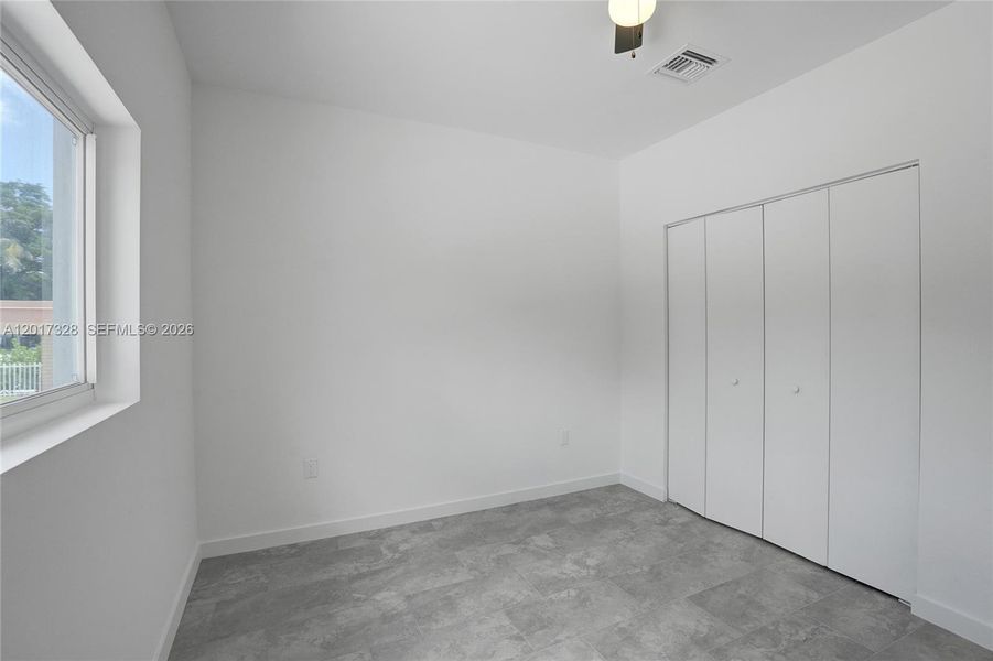 Spacious, unfurnished interior of a new home in , Fort Lauderdale (Image 42).