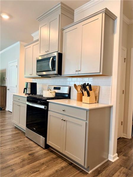 Furnished interior view inside a new home in , Acworth (Image 9).
