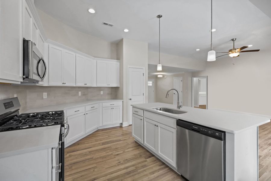 Representative furnished interior of a home built from the Hardy by Bill Clark Homes in Laurel Oaks, Greenville (Image 6).