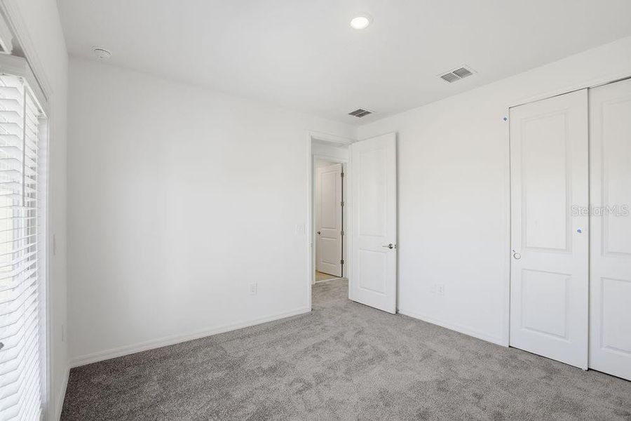 Spacious, unfurnished interior of a new home in Center Lake Ranch Community Group Page, St. Cloud (Image 28).