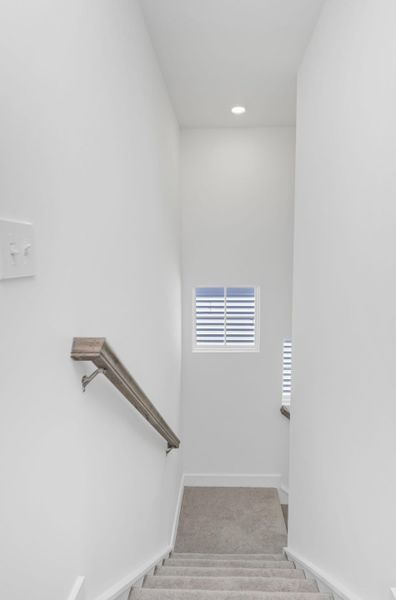 Spacious, unfurnished interior of a new home in Ashton Lakes, Lexington (Image 35).