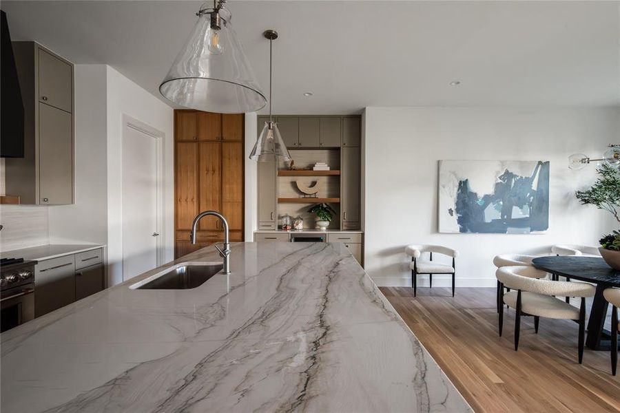 Furnished interior view inside a new home in , Dallas (Image 40).