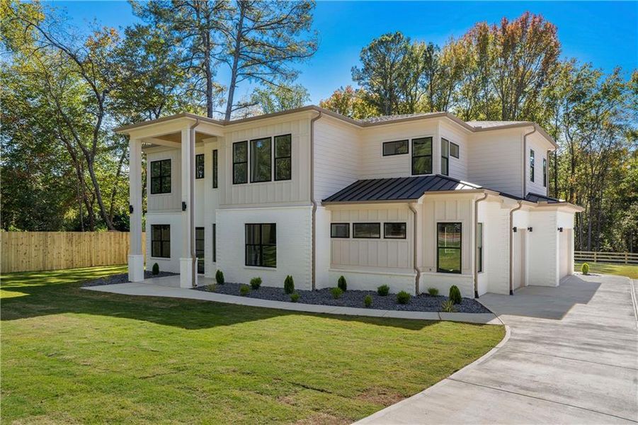 Image 48 of a home in .