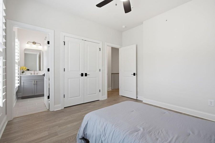 Image 44 of a home in .