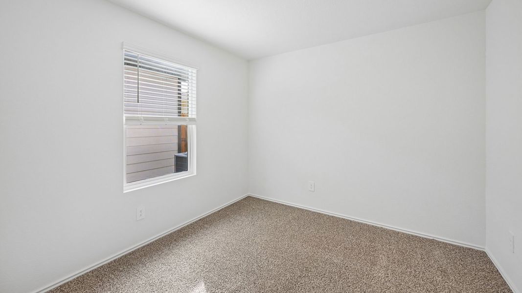 Spacious, unfurnished interior of a new home in Valverde, Bastrop (Image 32).