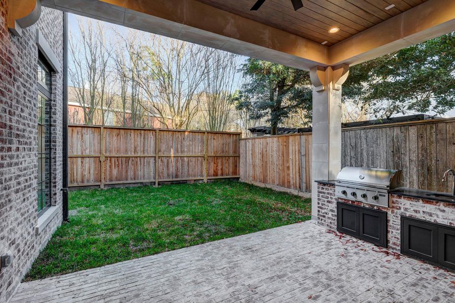 Exterior details and patio area of a home in , Houston (Image 4).