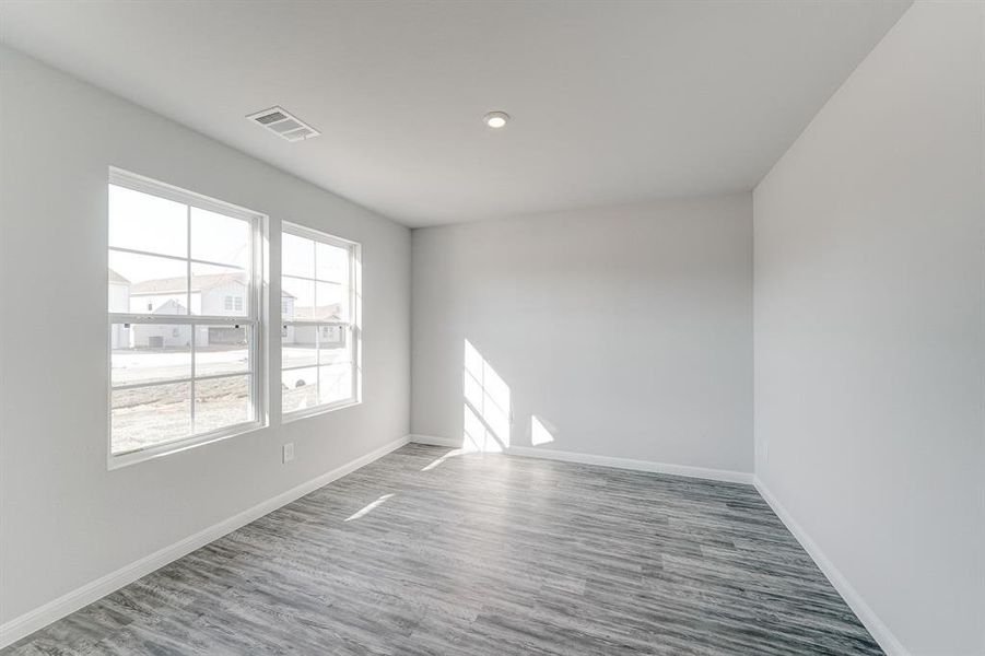Spacious, unfurnished interior of a new home in Meadows of Chandler, Chandler (Image 27).