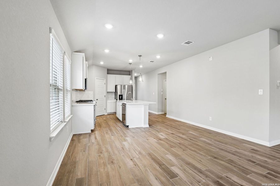 Spacious, unfurnished interior of a new home in Kallison Ranch, San Antonio (Image 43).