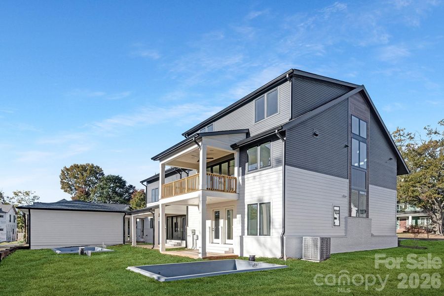 Exterior details and patio area of a home in , Charlotte (Image 4).