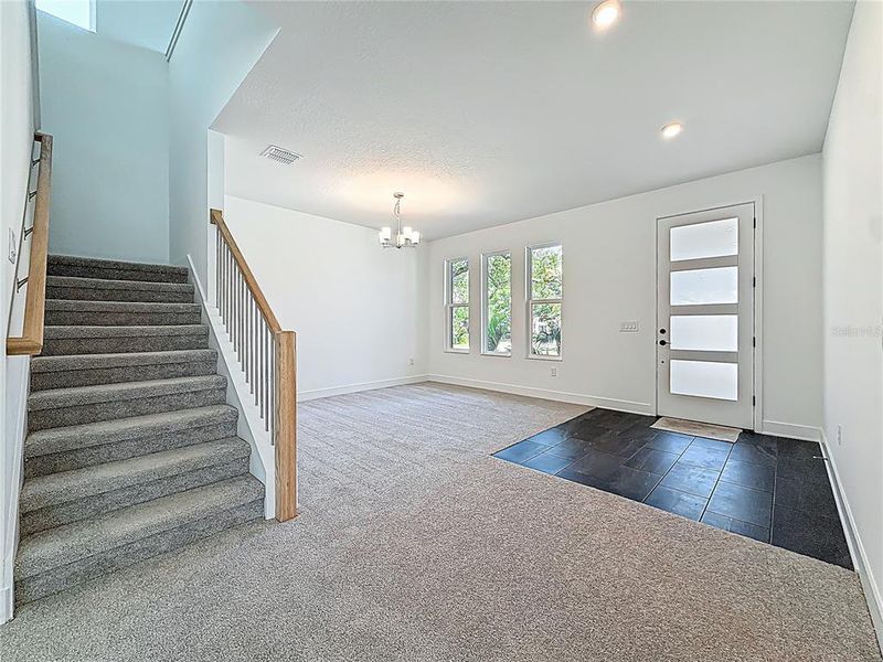 Spacious, unfurnished interior of a new home in , Tampa (Image 48).