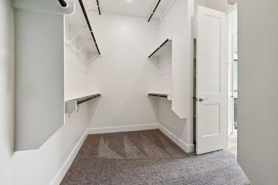 Spacious, unfurnished interior of a new home in Artavia, Conroe (Image 30).