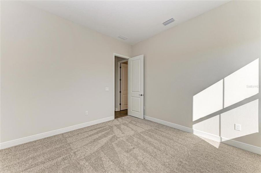 Spacious, unfurnished interior of a new home in Oakfield, Parrish (Image 24).