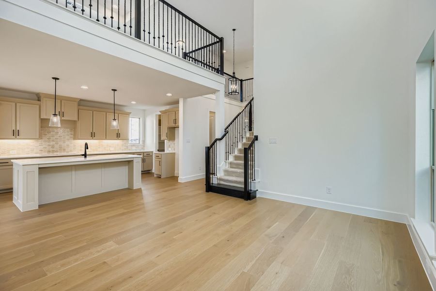 4413 Script - Living Area 4413 Script - Living Area