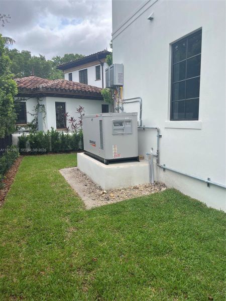 Exterior details and patio area of a home in , Coral Gables (Image 13).