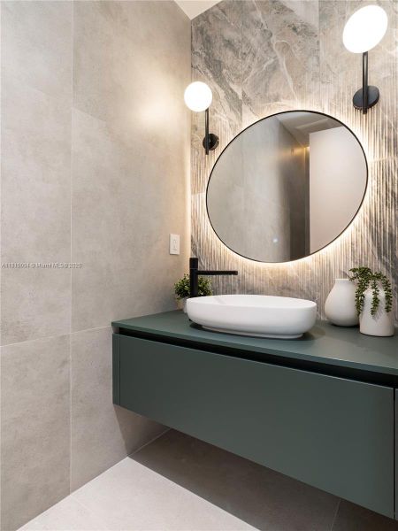 Furnished interior view inside a new home in , Miami (Image 35).