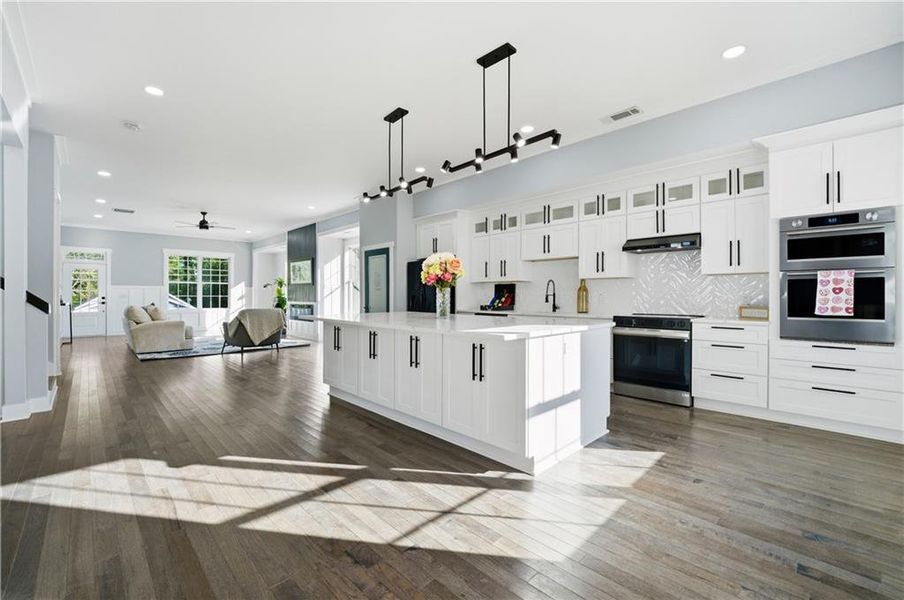 Furnished interior view inside a new home in , Atlanta (Image 27).