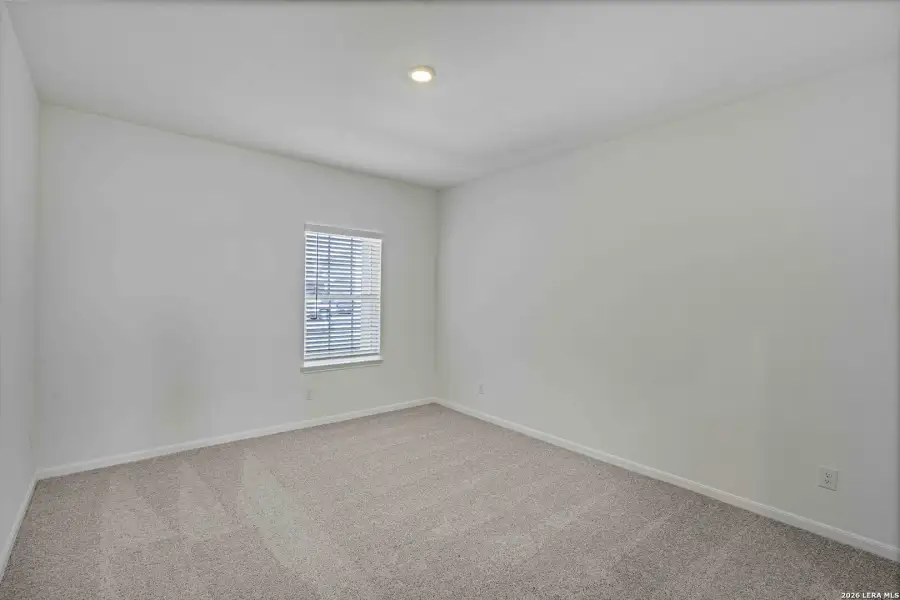 Spacious, unfurnished interior of a new home in , San Antonio (Image 8).
