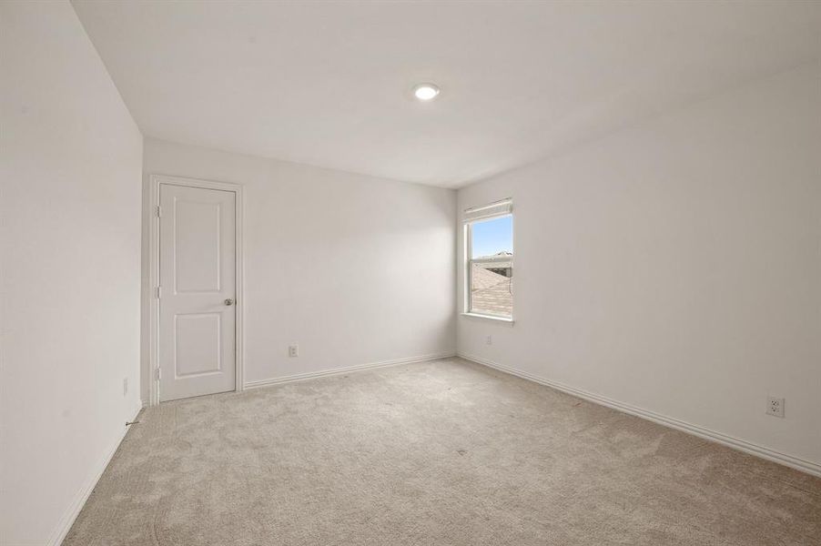 Spacious, unfurnished interior of a new home in Northpointe, Fort Worth (Image 22). Spacious, unfurnished interior of a new home in Northpointe, Fort Worth (Image 22).