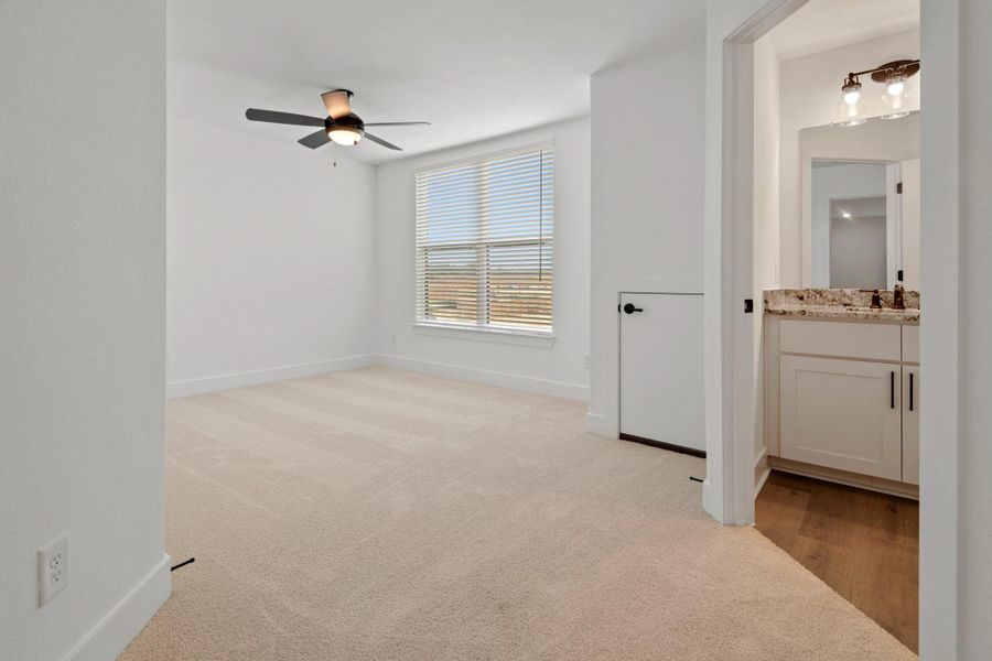 Spacious, unfurnished interior of a new home in Magnolia Woods - 70', Magnolia (Image 34).
