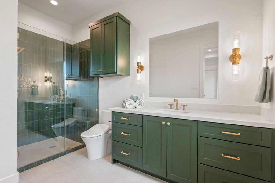 4th Bathroom