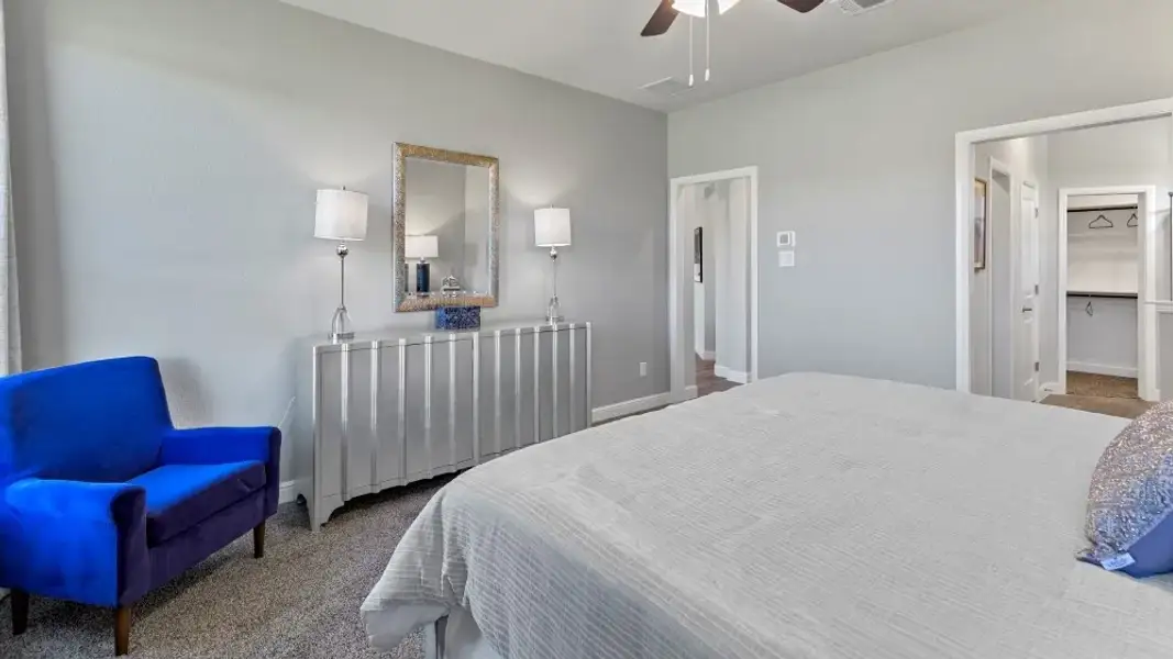 Furnished interior view inside a new home in Bluestem, Rhome (Image 19).