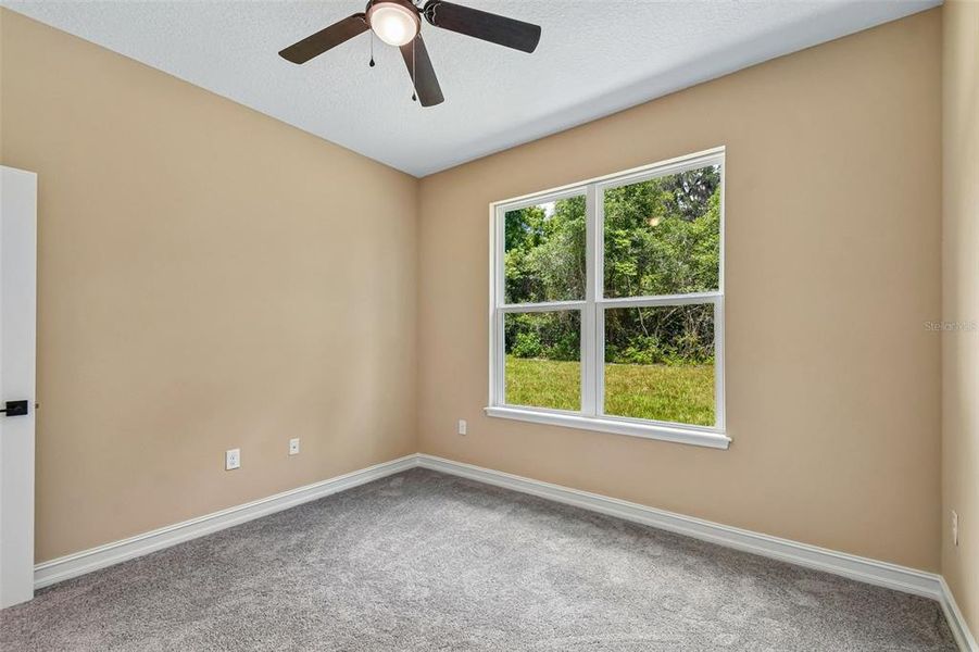 Spacious, unfurnished interior of a new home in , Deland (Image 37).