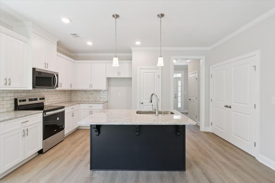 Furnished interior view inside a new home in Tillery Park, Grovetown (Image 6).