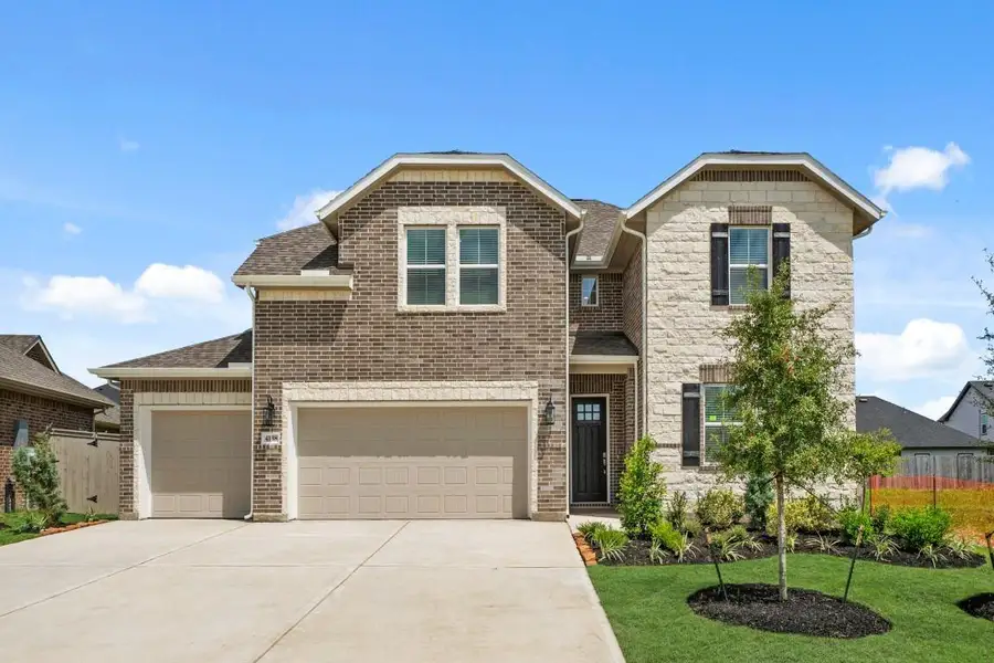 Stunning Tuscaloosa home design with elevation SA built by K. Hovnanian Homes in beautiful Westland Ranch. Stunning Tuscaloosa home design with elevation SA built by K. Hovnanian Homes in beautiful Westland Ranch.