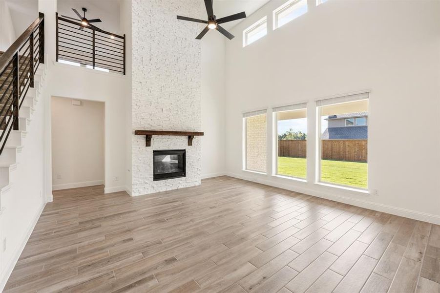 Spacious, unfurnished interior of a new home in Terracina, Rockwall (Image 31). Spacious, unfurnished interior of a new home in Terracina, Rockwall (Image 31).