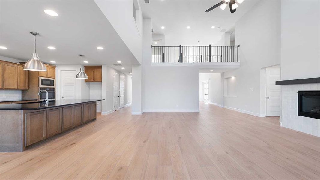 Spacious, unfurnished interior of a new home in Ventana 70', Fort Worth (Image 15).