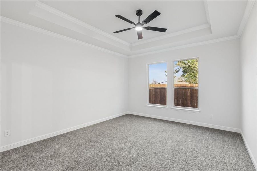 Spacious, unfurnished interior of a new home in , Granbury (Image 23).