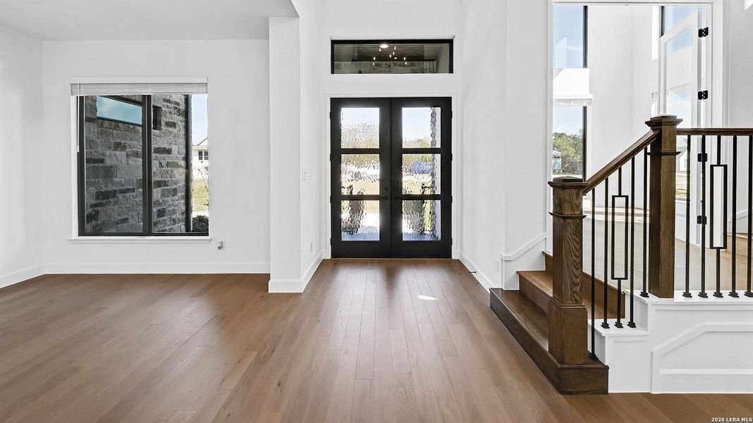 Spacious, unfurnished interior of a new home in Thornebrook, Bulverde (Image 19).