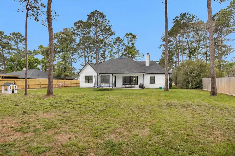 Exterior details and patio area of a home in , Magnolia (Image 3).