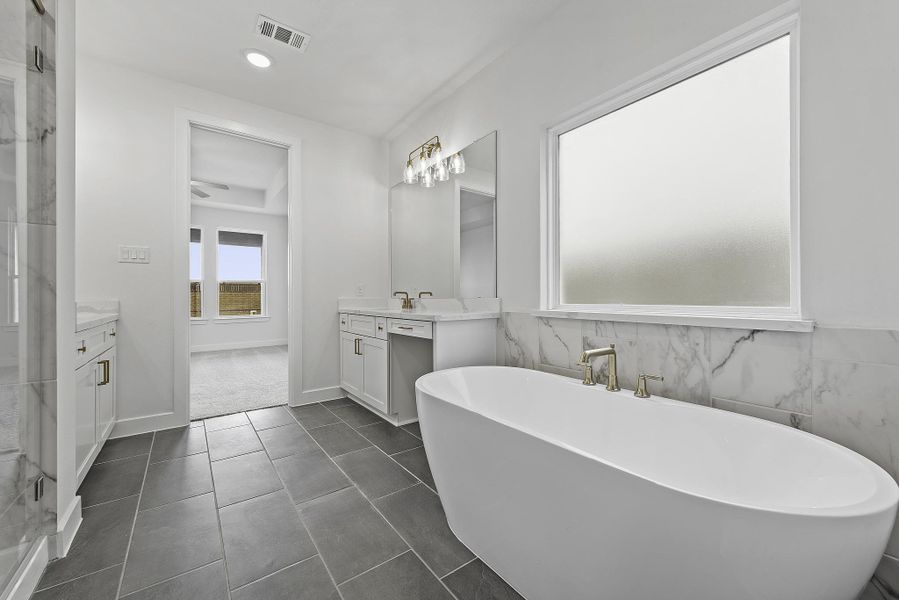 Furnished interior view inside a new home in Elyson, Katy (Image 10).